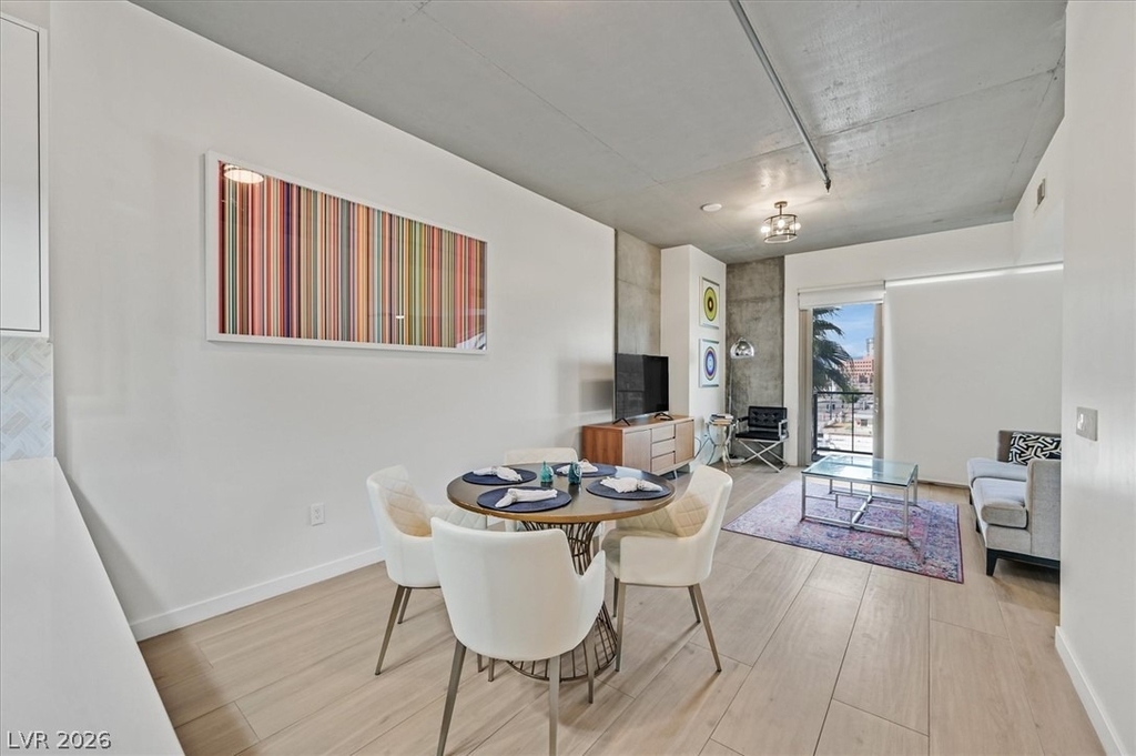 353 E Bonneville Avenue - Photo 1