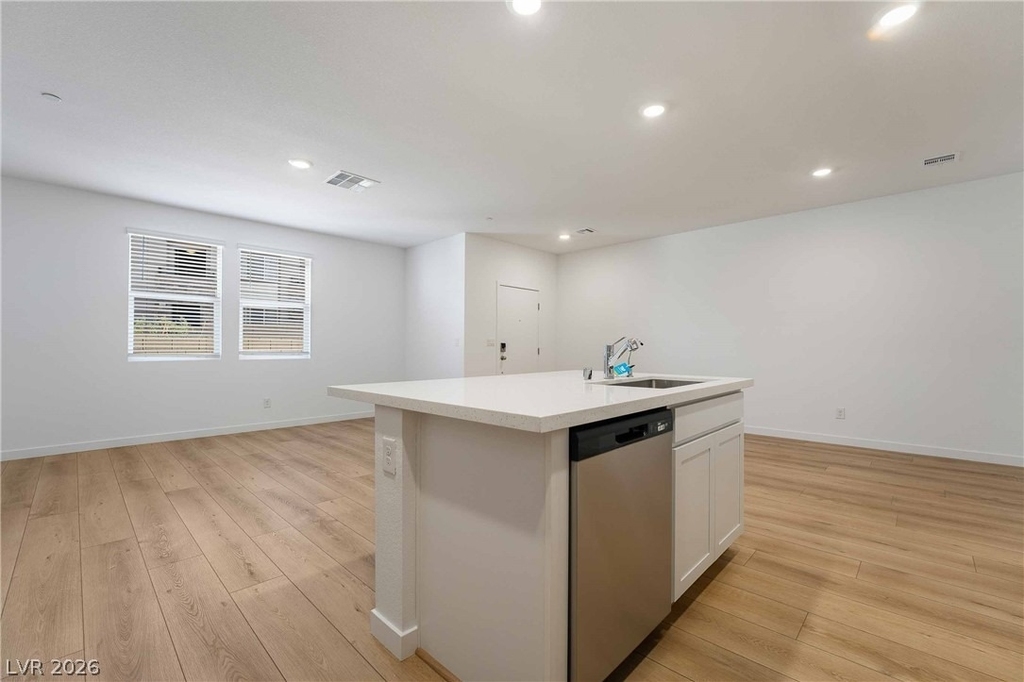 2558 Venetia Pointe Street - Photo 6