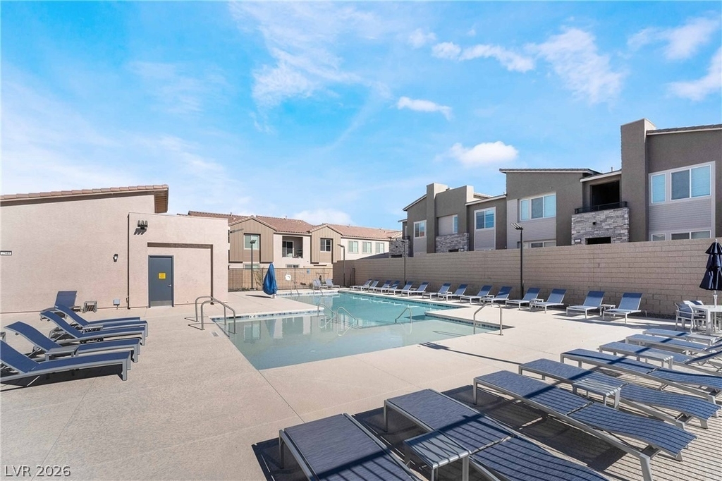 2558 Venetia Pointe Street - Photo 3