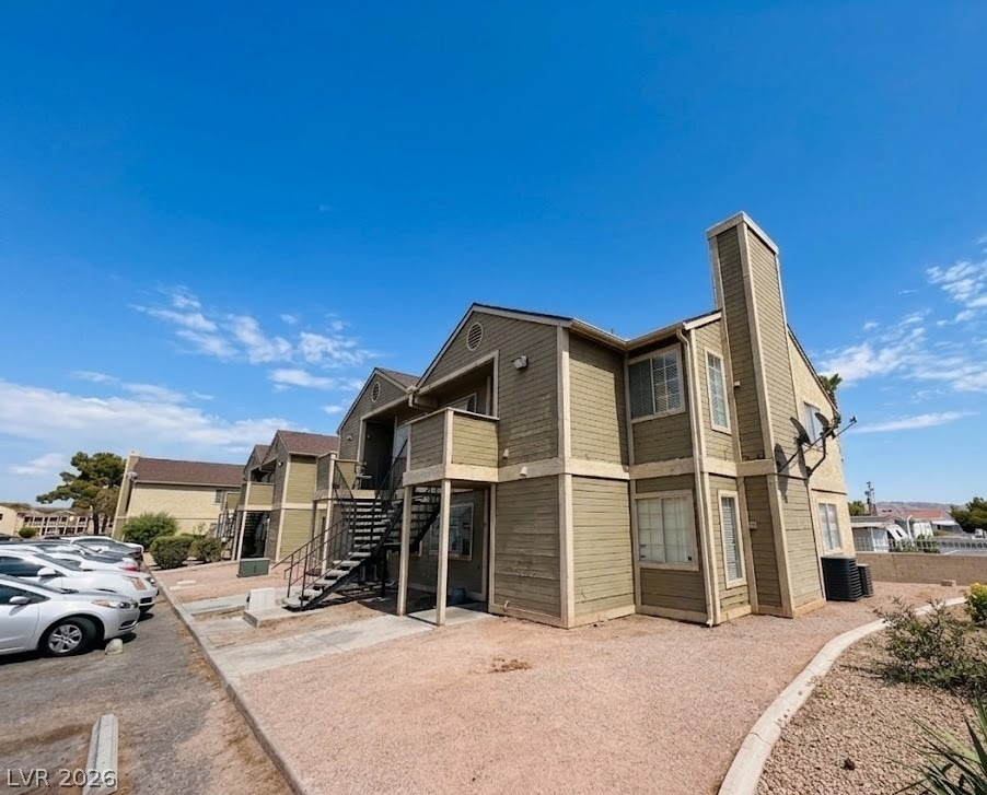 2724 Aarondavid Drive - Photo 0