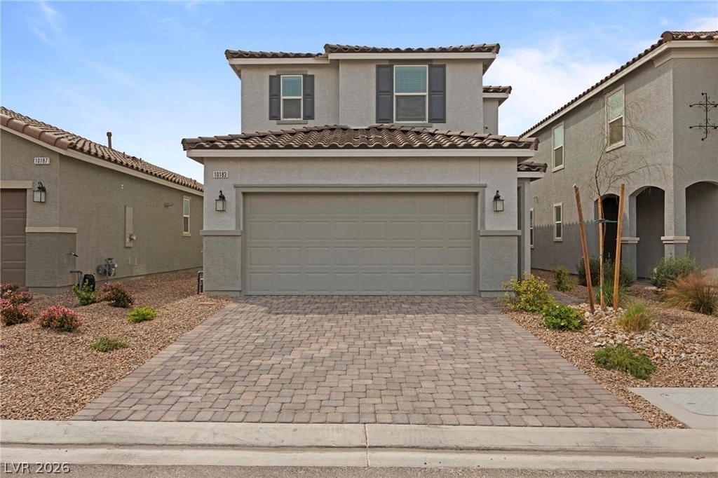 10183 Glowing Amber Street - Photo 0
