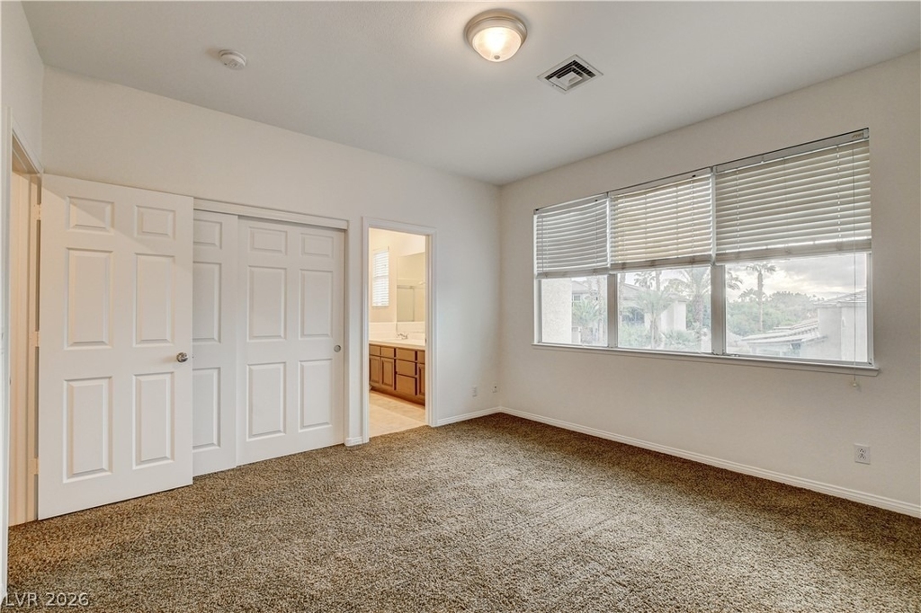 136 Ultra Drive - Photo 12