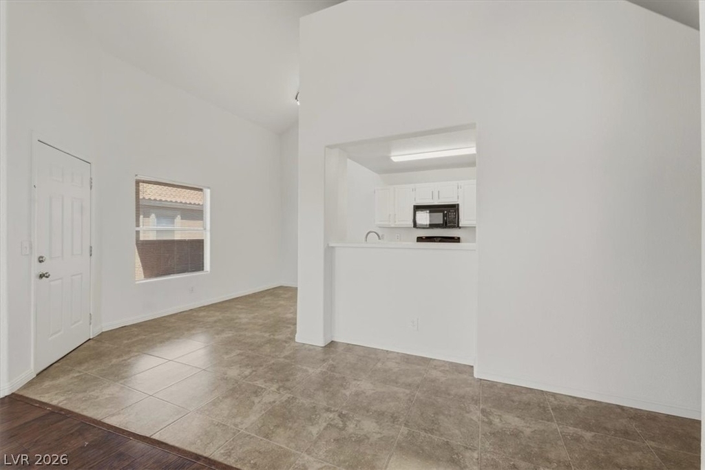 5125 W Reno Avenue - Photo 4