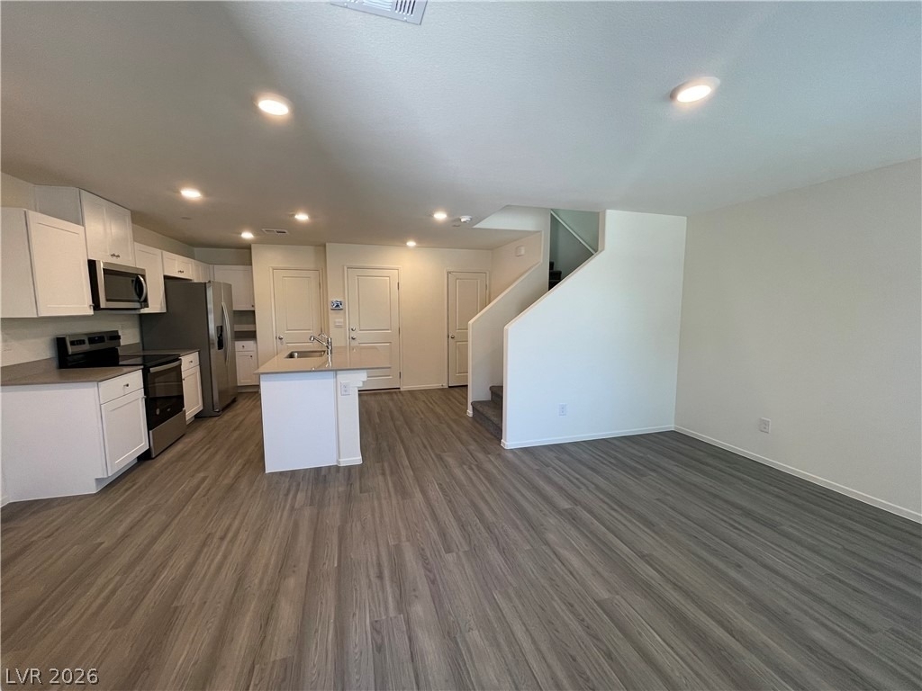 1923 Stanza Vista Street - Photo 2