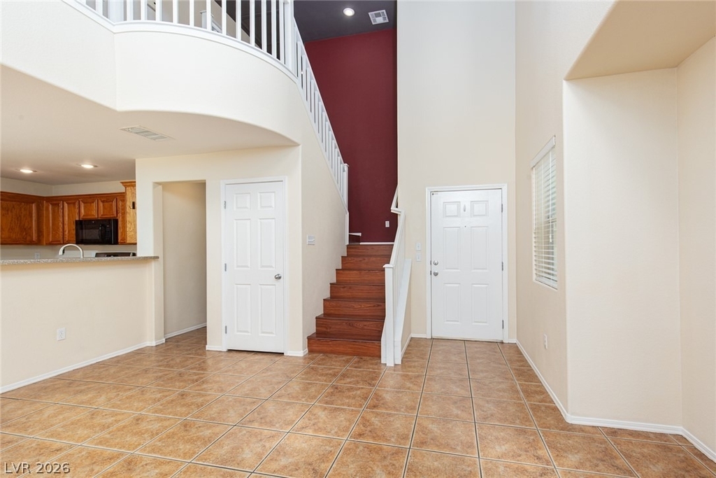 9933 Carrizo Springs Avenue - Photo 1