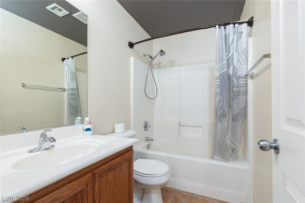 9933 Carrizo Springs Avenue - Photo 14