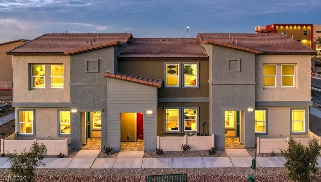 1912 Alouette Vista Street - Photo 0
