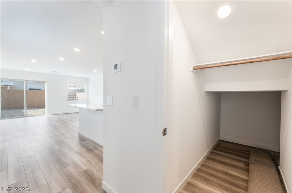 2112 Abraham Avenue - Photo 4