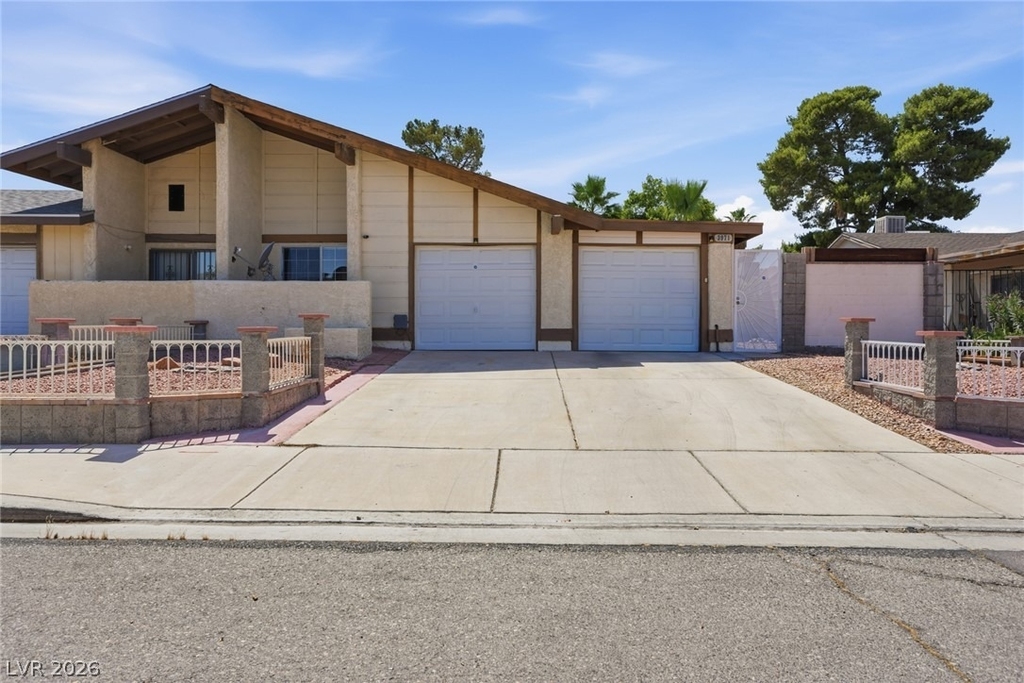 3971 Spring Leaf Drive - Photo 5