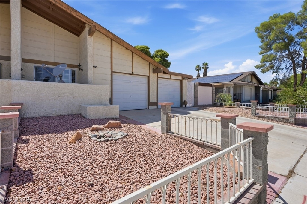 3971 Spring Leaf Drive - Photo 8