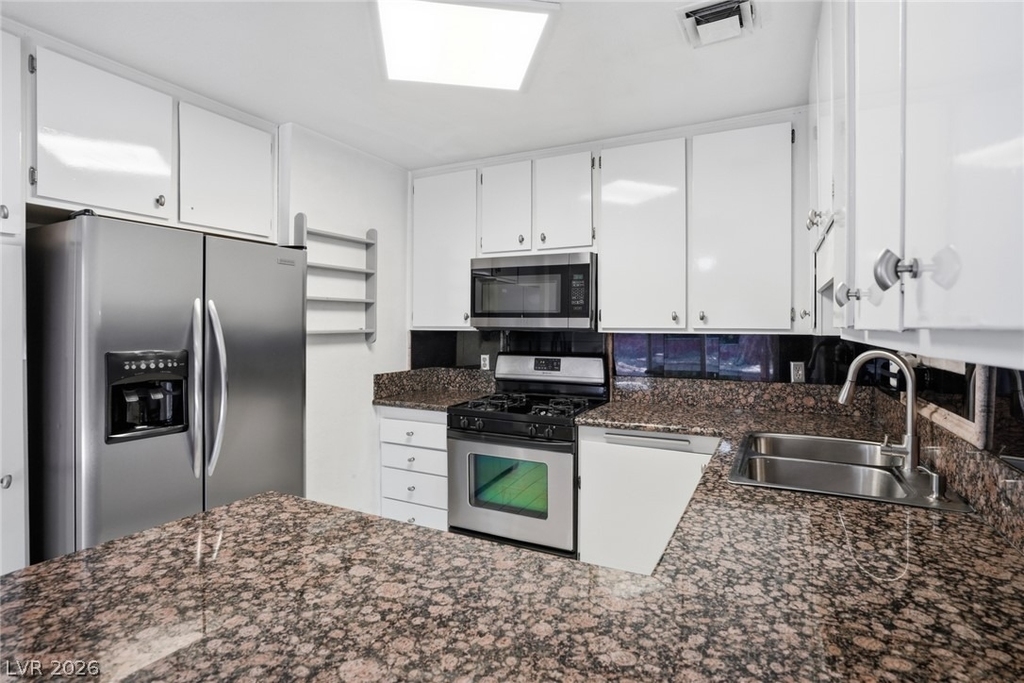 3971 Spring Leaf Drive - Photo 4