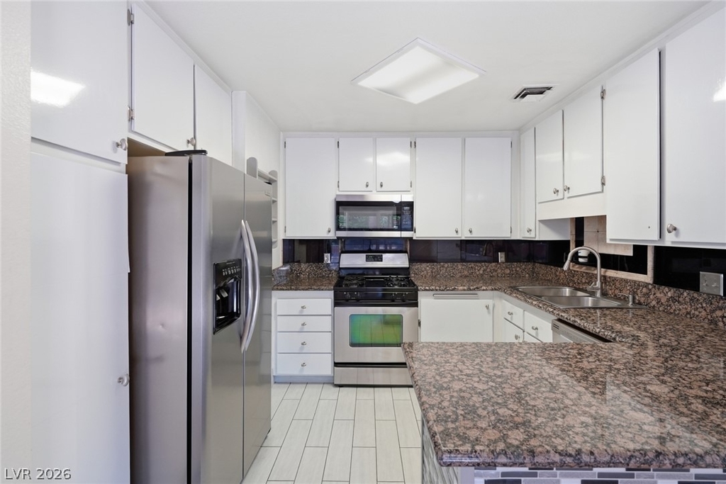 3971 Spring Leaf Drive - Photo 7