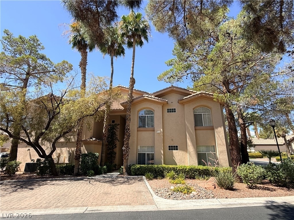2050 W Warm Springs Road - Photo 0