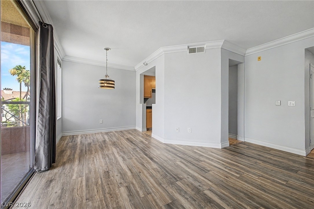 260 E Flamingo Road - Photo 8