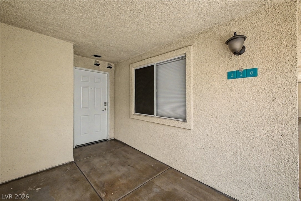 260 E Flamingo Road - Photo 4
