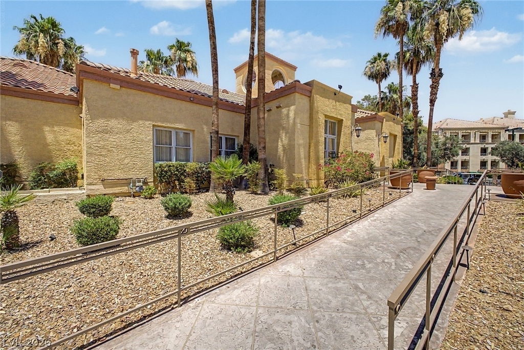 260 E Flamingo Road - Photo 26