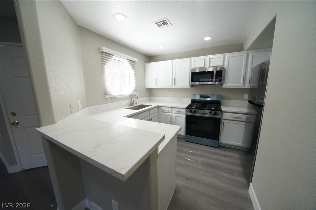 5022 S Rainbow Boulevard - Photo 11