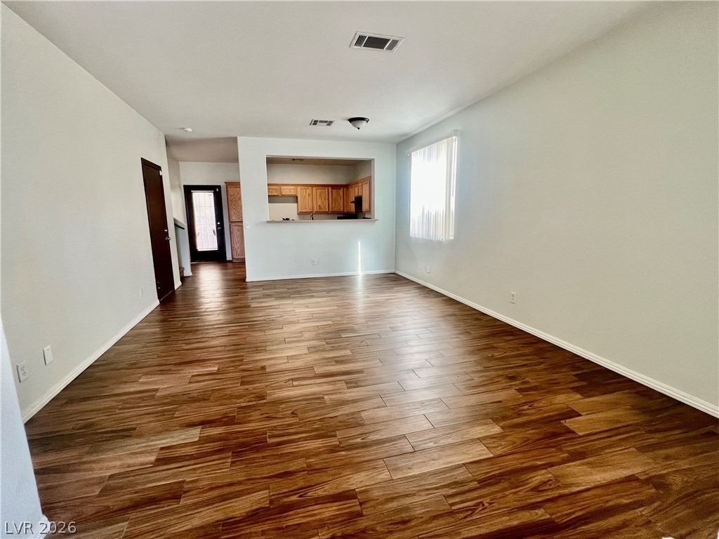 1324 Sun Village Avenue - Photo 2