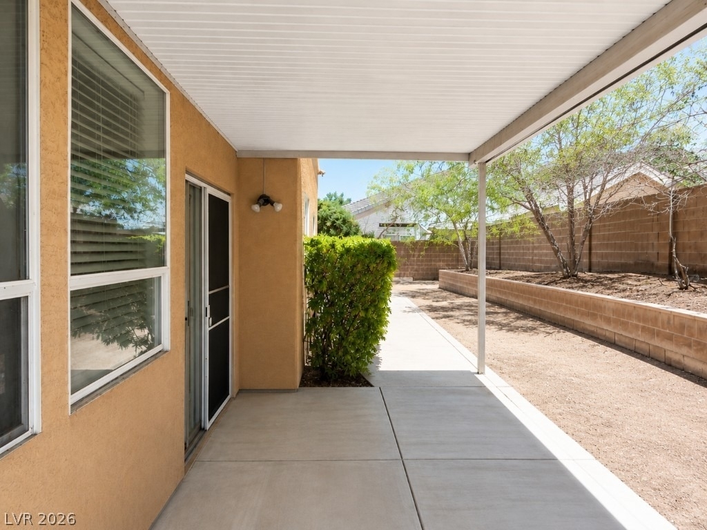 8101 Kempston Court - Photo 17