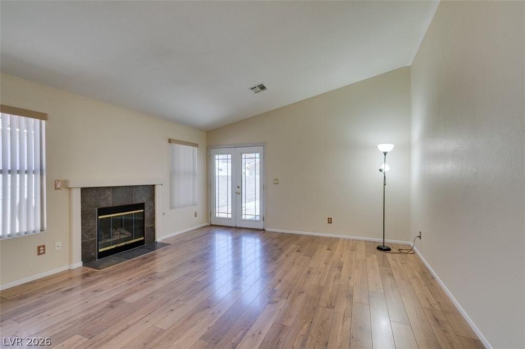 8168 W Gilmore Avenue - Photo 4
