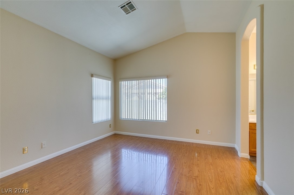 8168 W Gilmore Avenue - Photo 30