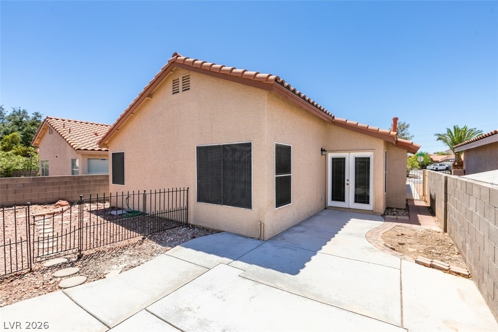 8168 W Gilmore Avenue - Photo 37