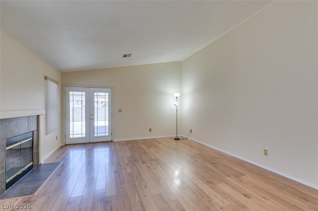 8168 W Gilmore Avenue - Photo 2