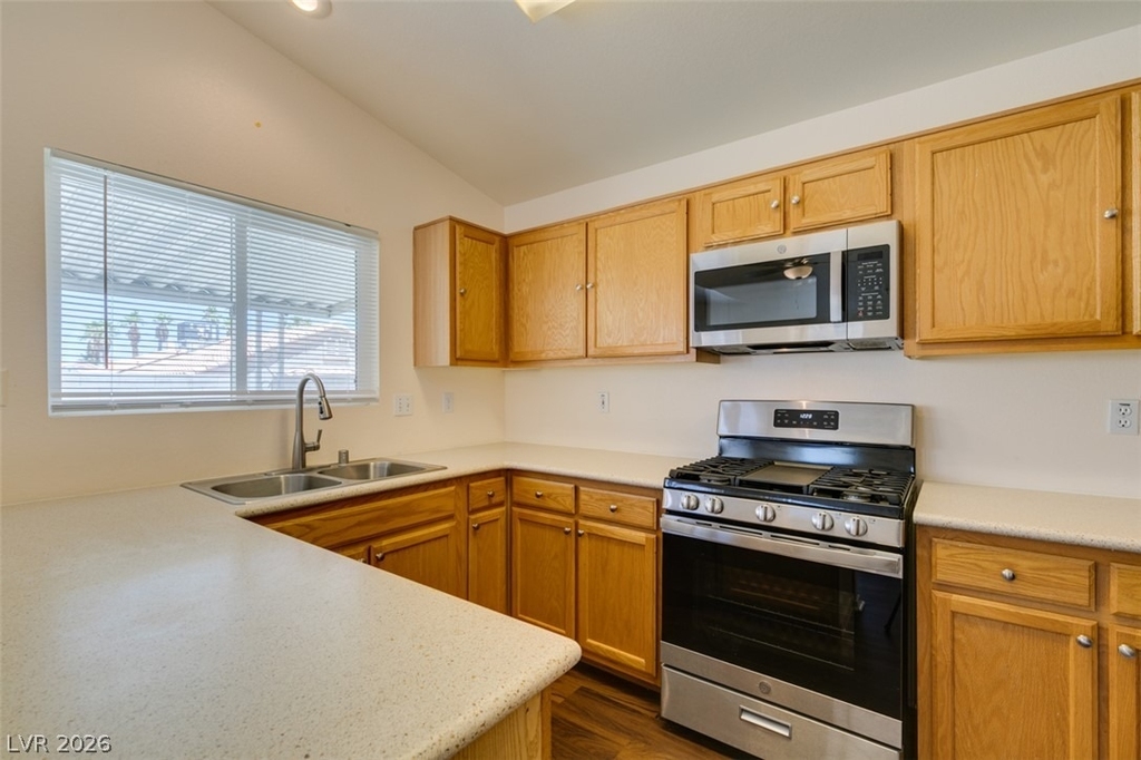 8216 Ogee Drive - Photo 16