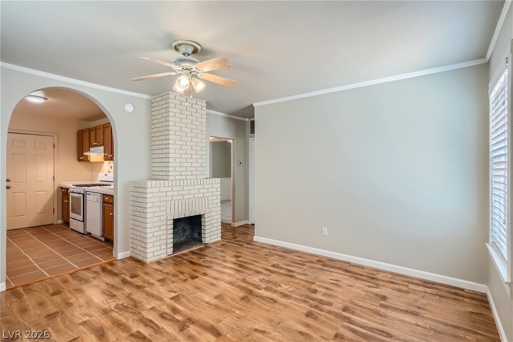1933 Allen Avenue - Photo 3