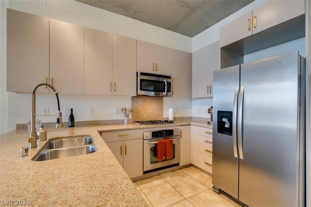 353 Bonneville Ave - Photo 22