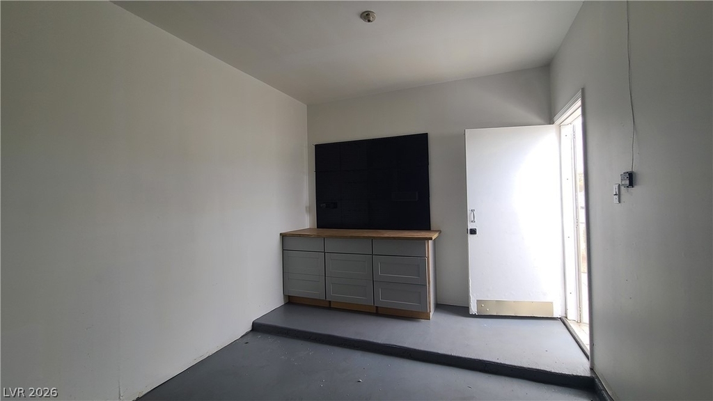 1300 S Arlington Street - Photo 31