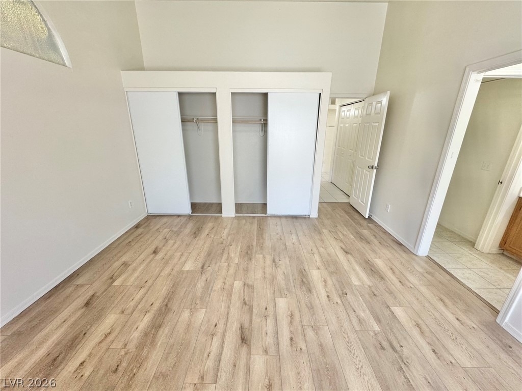8133 W Rochelle Avenue - Photo 6