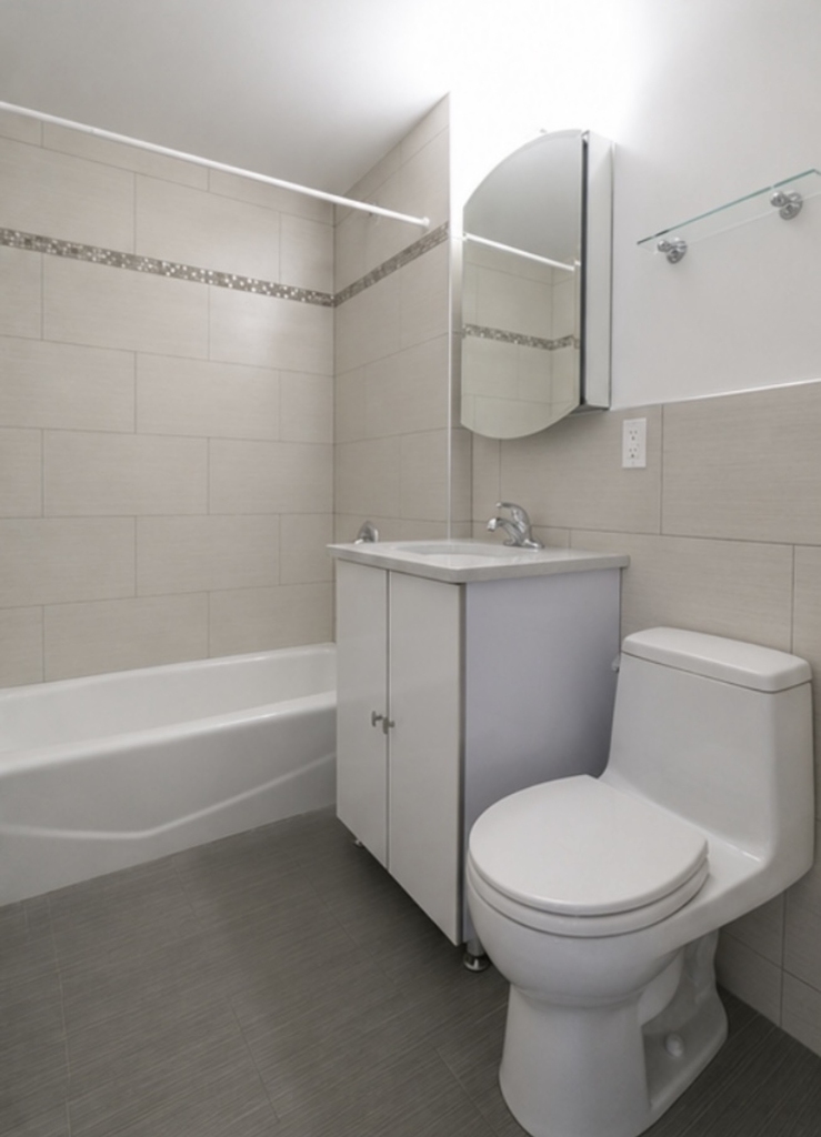 521 West 48th Street - Photo 8