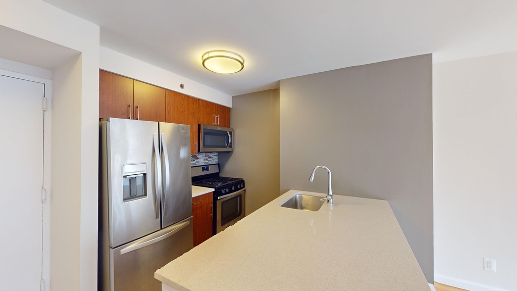 120 W. 21st - Photo 1