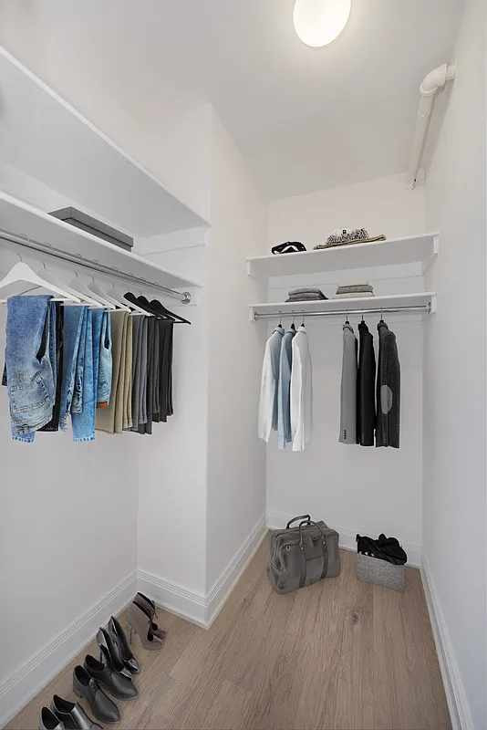 East 33th Street - Photo 6