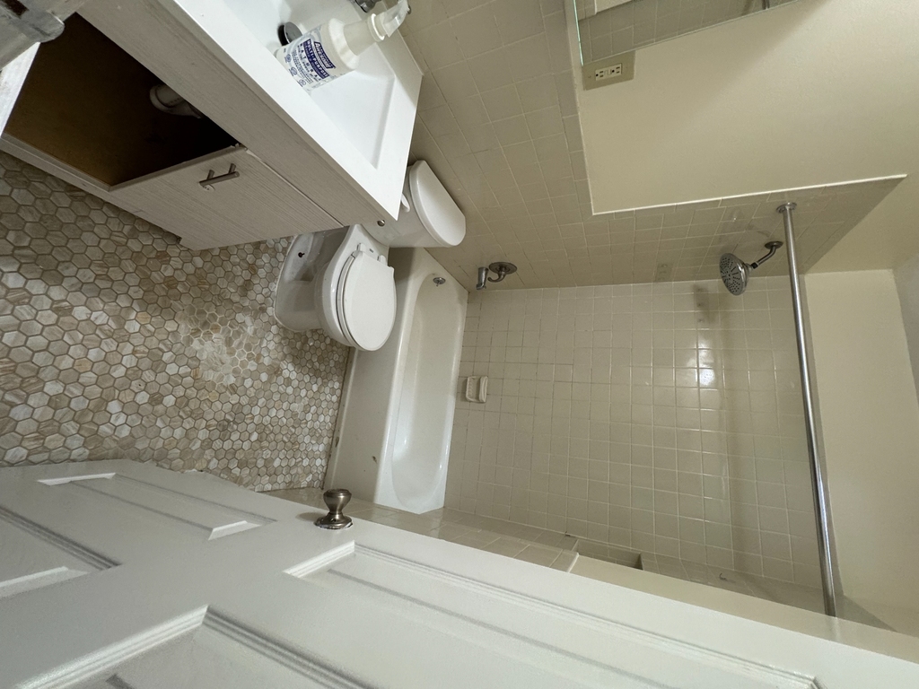  East 53rd Street and Remsen Avenue - Photo 6