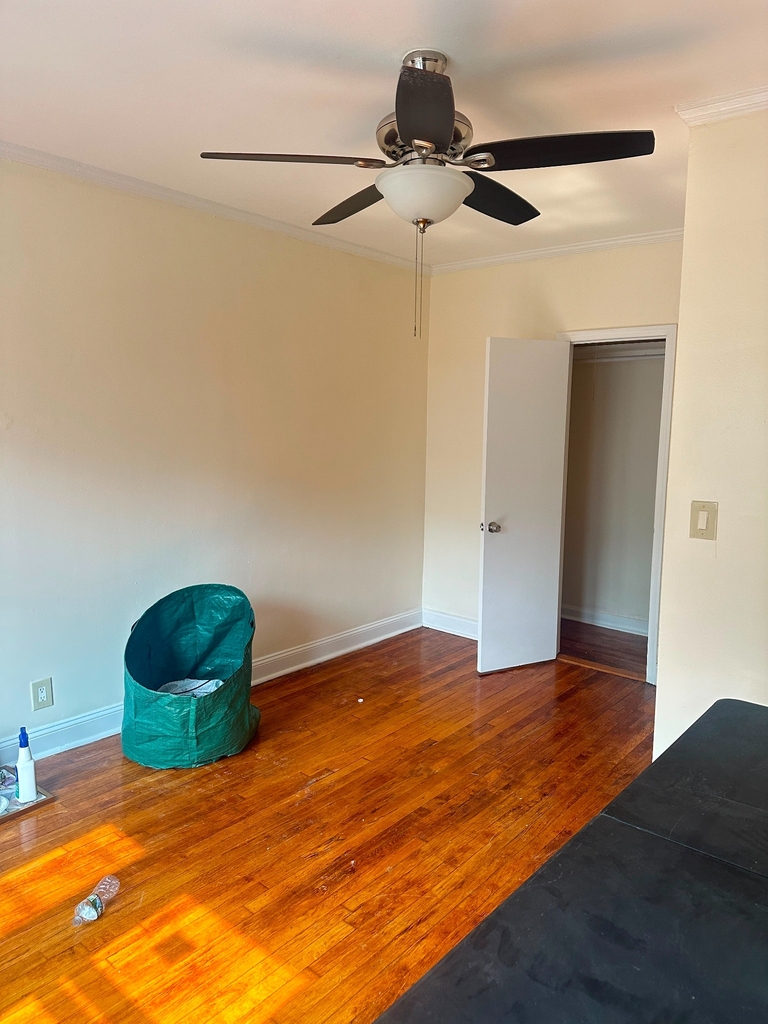  East 53rd Street and Remsen Avenue - Photo 4