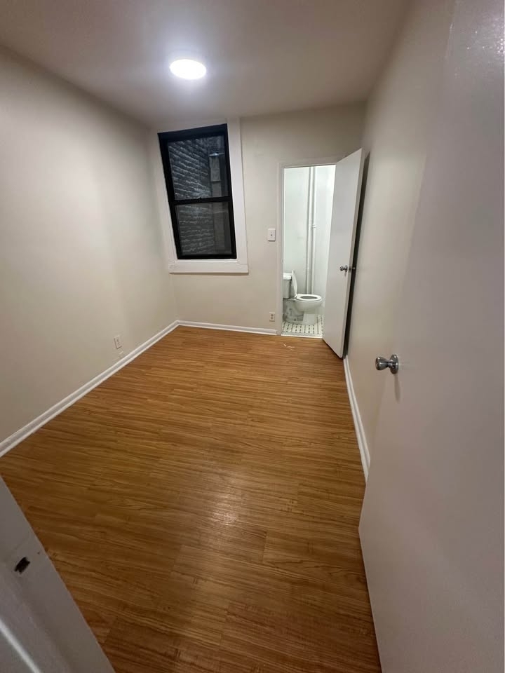 217 East 29th Street - Photo 4