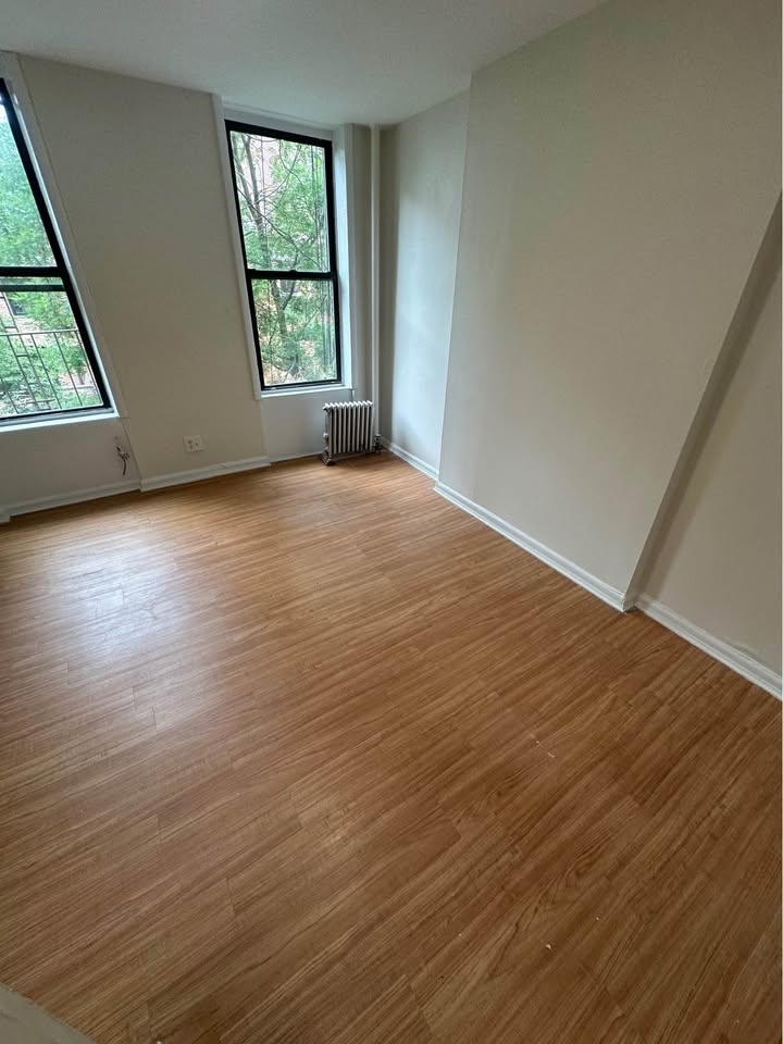 217 East 29th Street - Photo 11