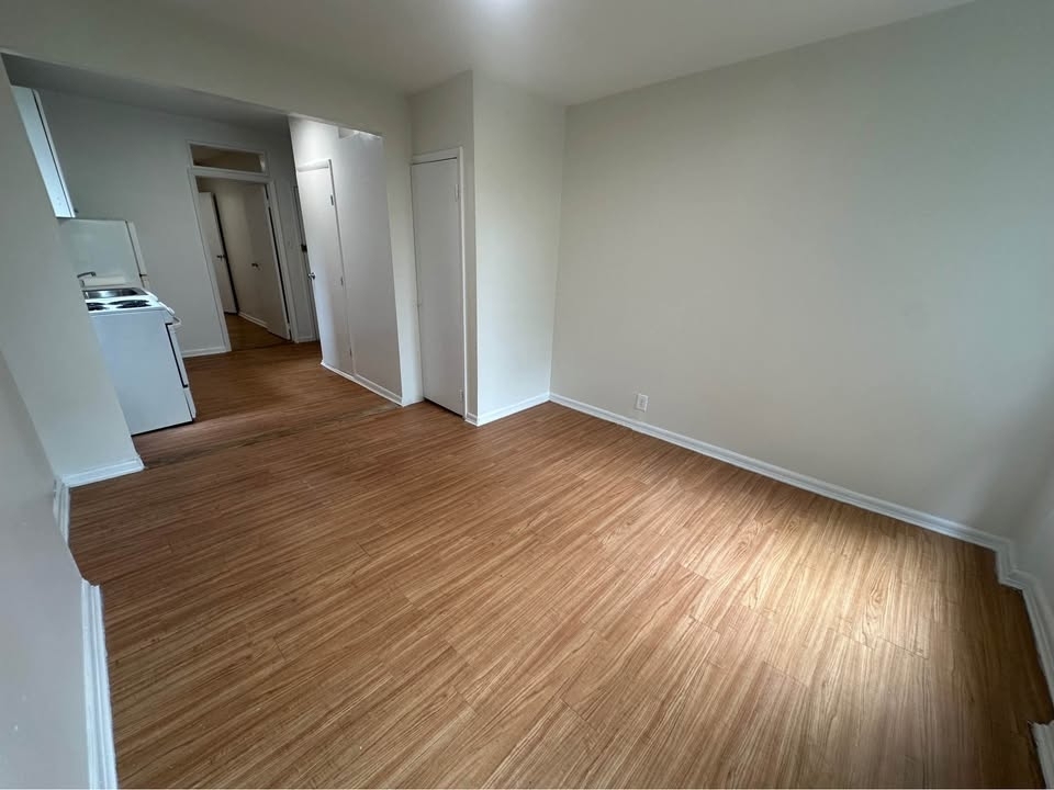 217 East 29th Street - Photo 14