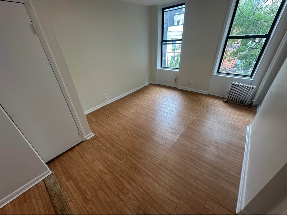 217 East 29th Street - Photo 10