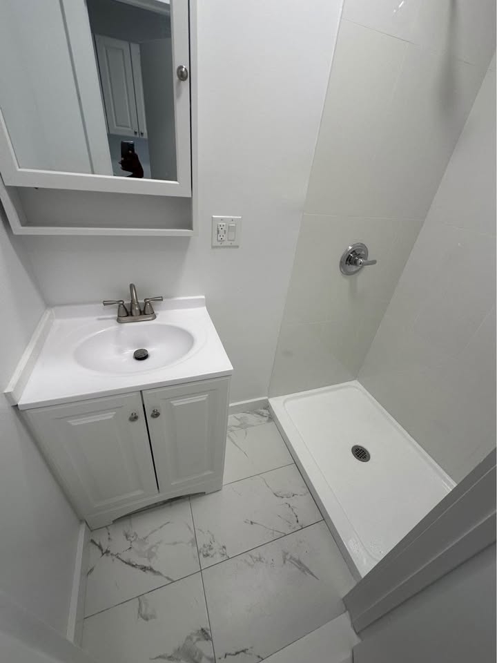 217 East 29th Street - Photo 8