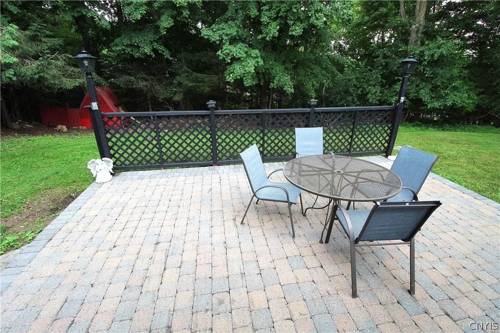 24 Forest Road - Photo 47