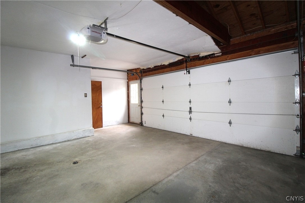 24 Forest Road - Photo 41