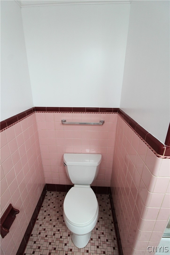 24 Forest Road - Photo 31