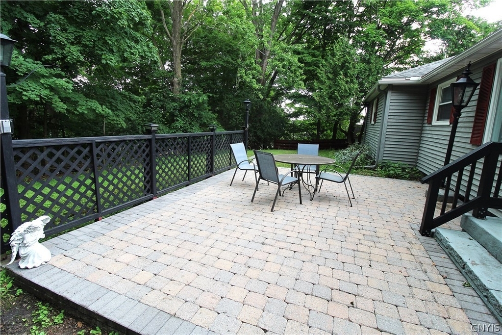 24 Forest Road - Photo 46