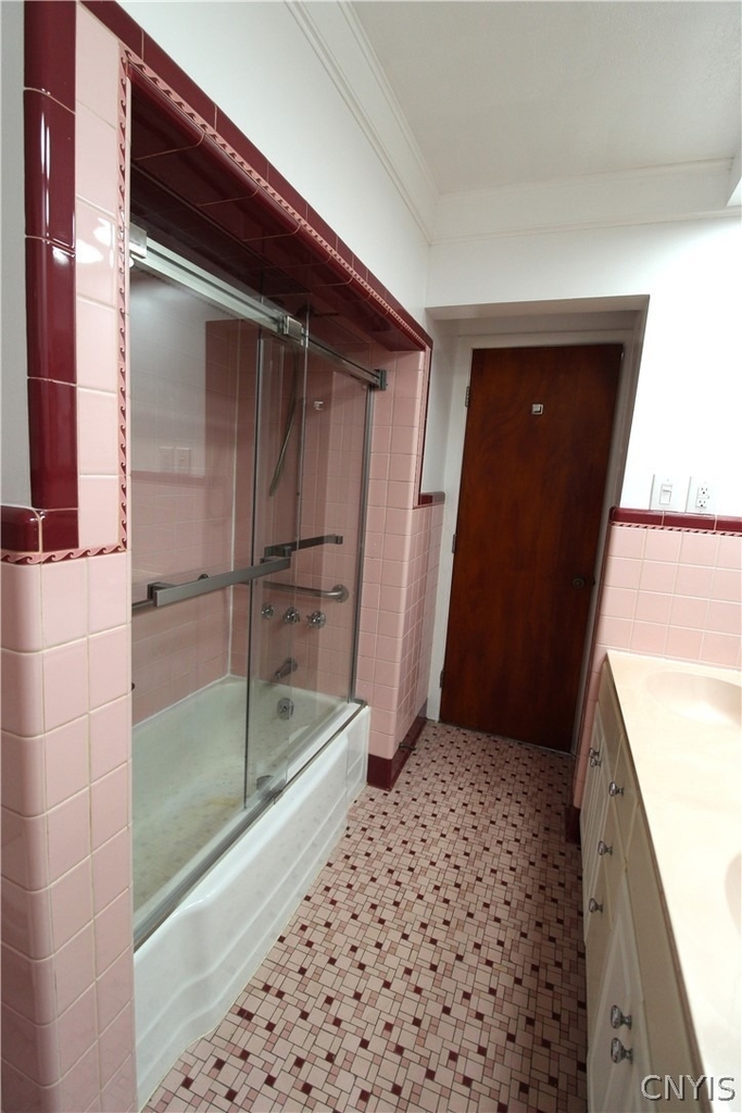 24 Forest Road - Photo 29