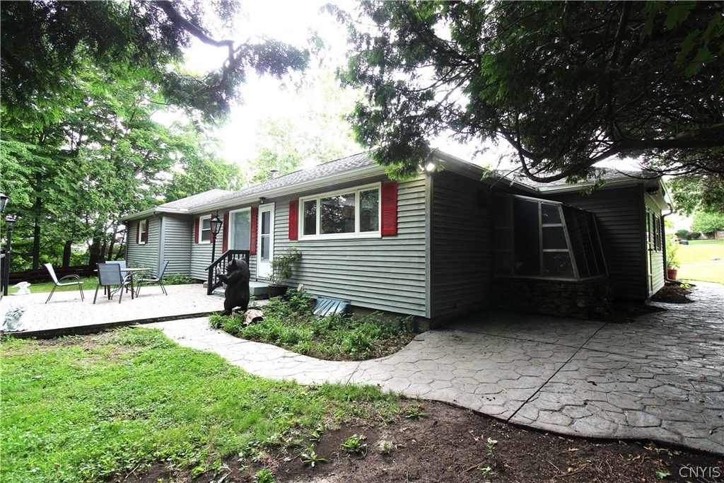 24 Forest Road - Photo 43