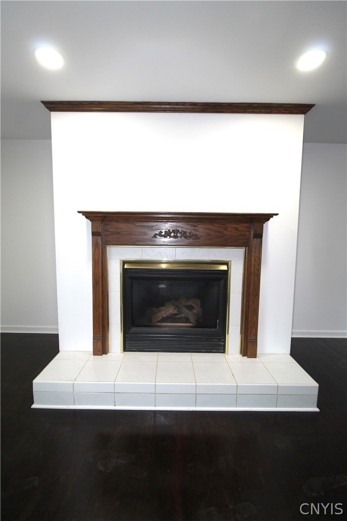 24 Forest Road - Photo 6