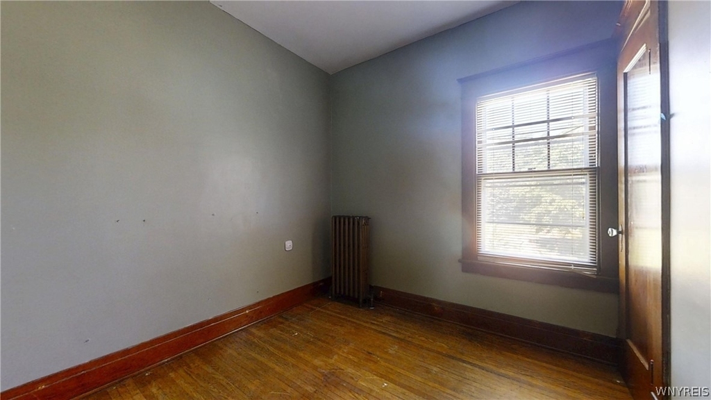 425 Johnson Street - Photo 9